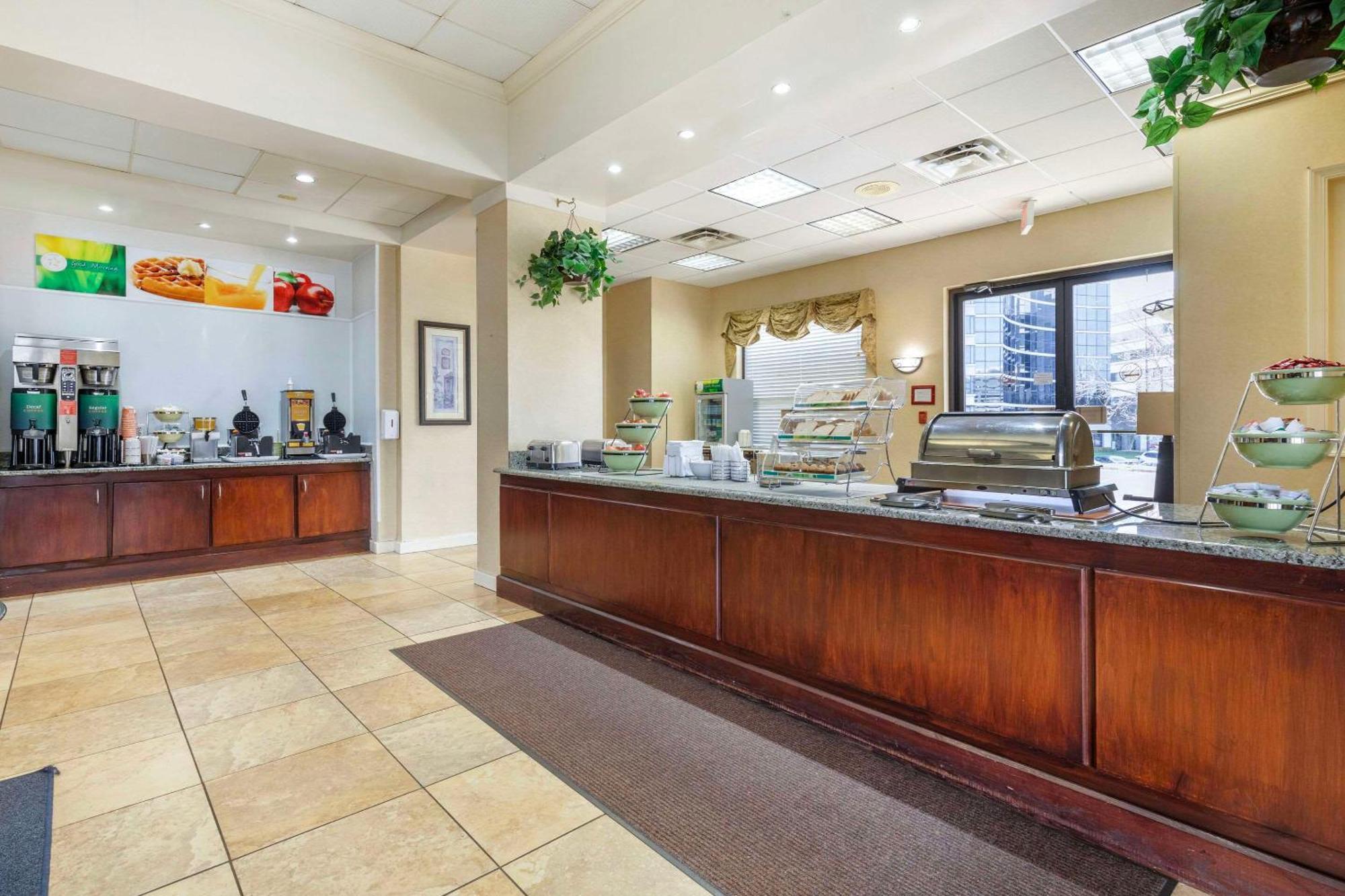 Suburban Studios Tysons Corner Wien Eksteriør bilde